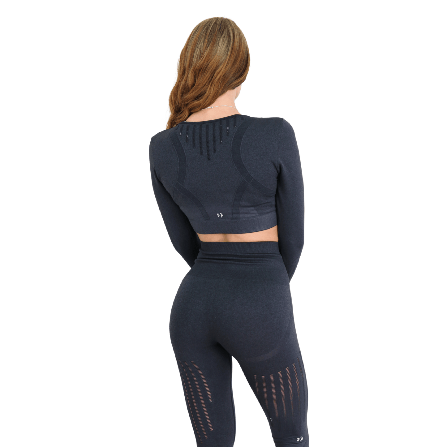 LIGHTWEIGHT SEAMLESS CROP TOP - byCRUZ