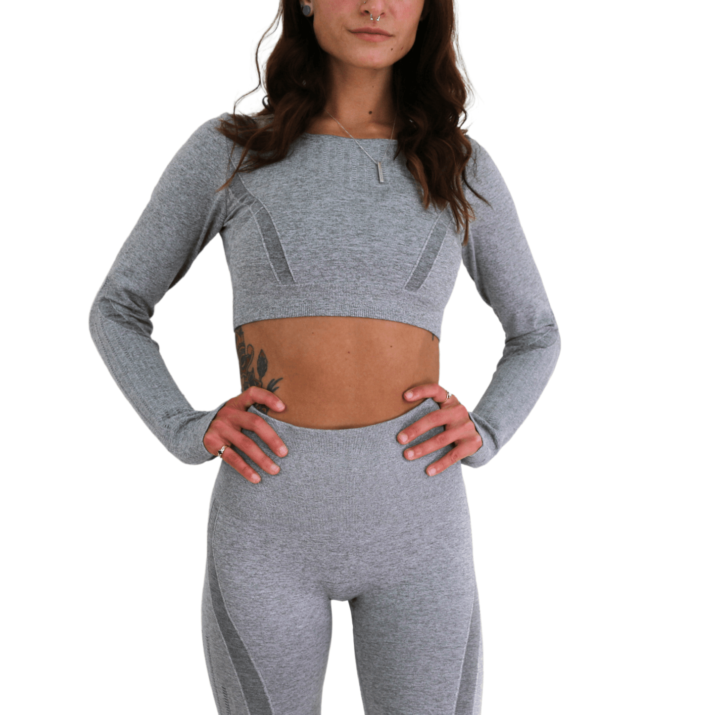 LIGHTWEIGHT SEAMLESS CROP TOP - byCRUZ