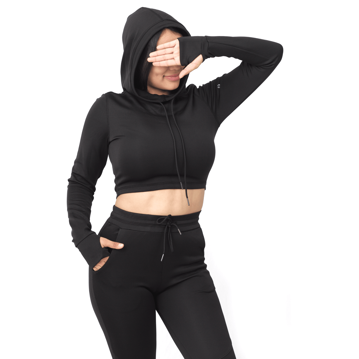 CROP SWEATSHIRT - byCRUZ